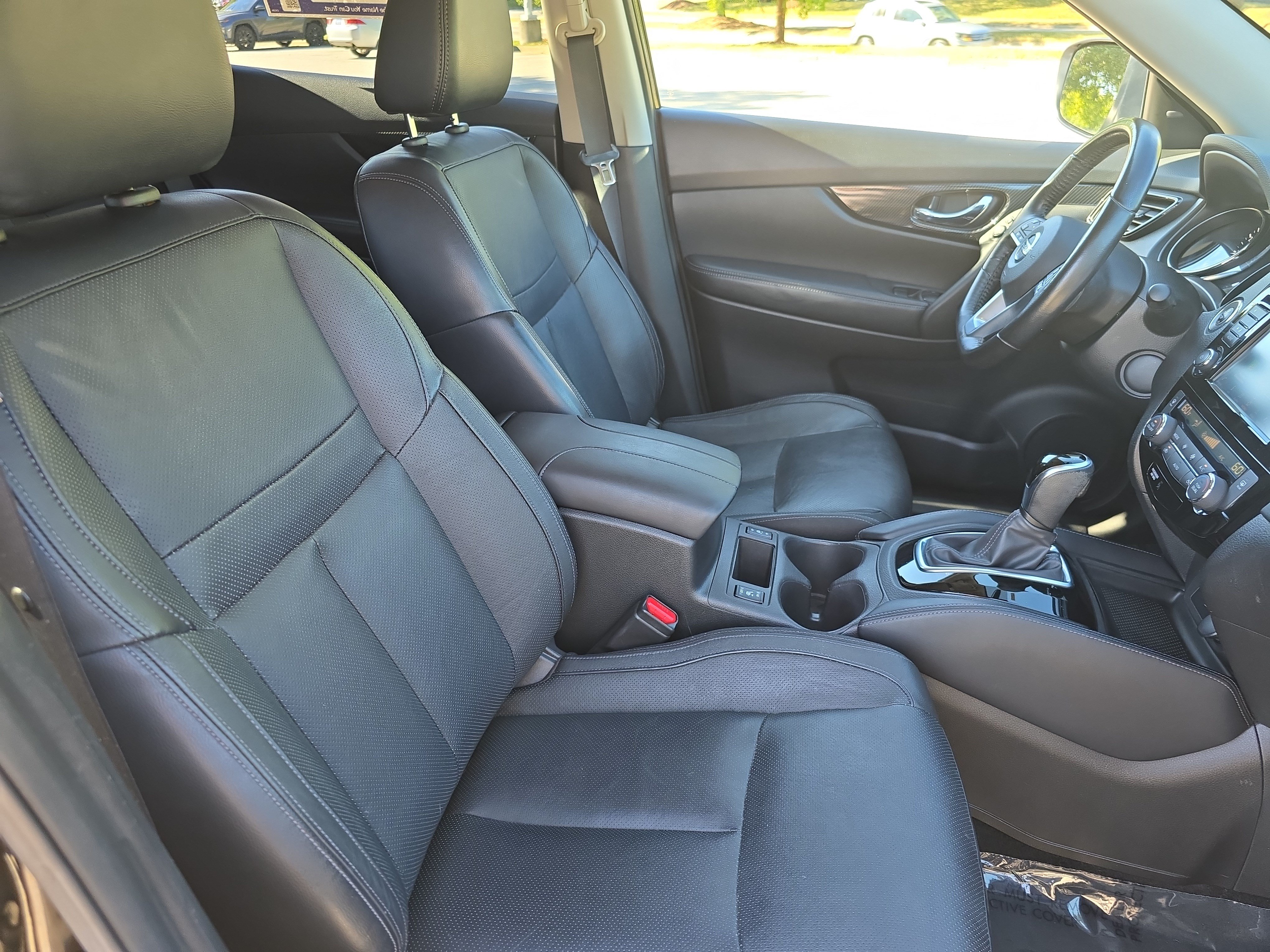 Used 2018 Nissan Rogue SL AWD/4WD image 10