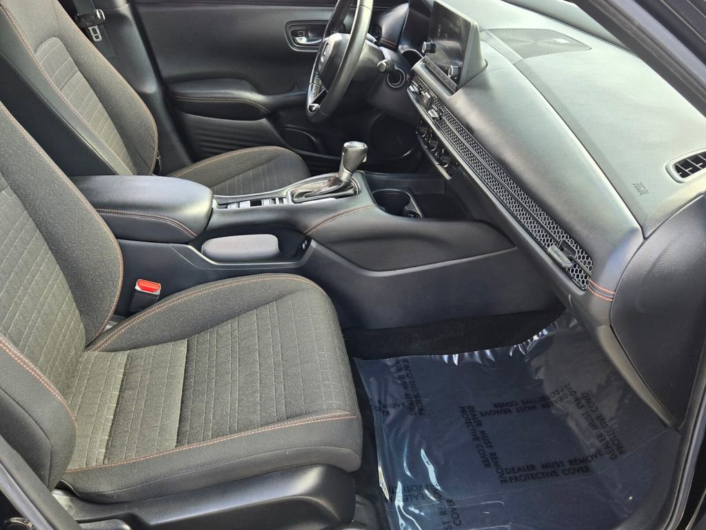 Used 2023 Honda HR-V Sport image 18