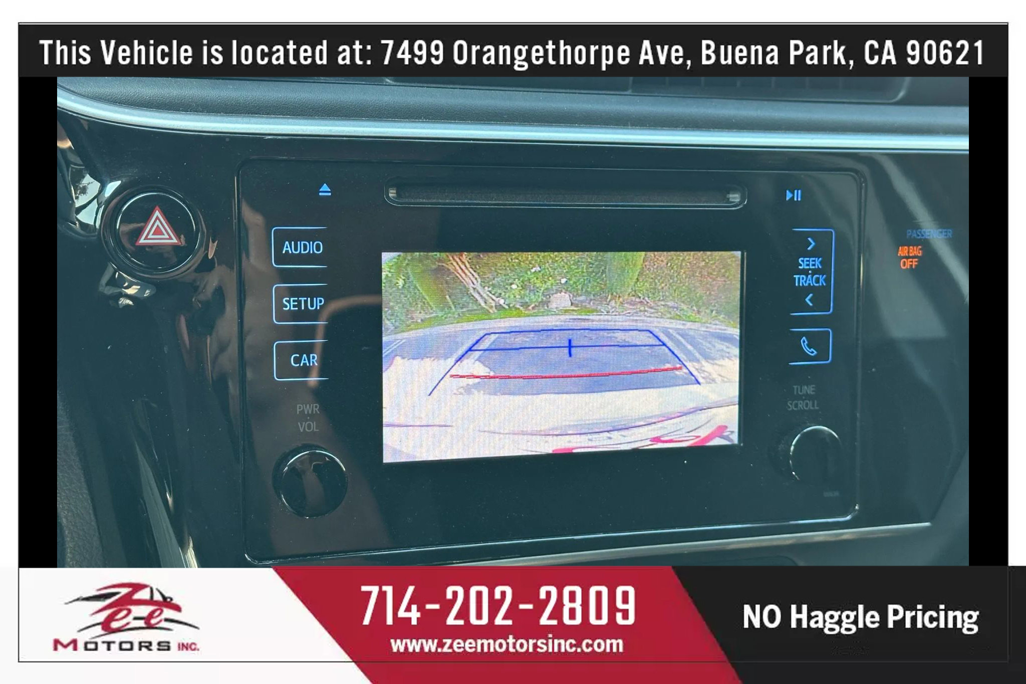 Used 2018 Toyota Corolla LE image 36
