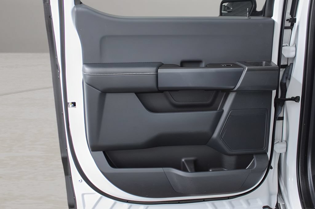 Used 2022 Ford F150 XL w/ STX Appearance Package RWD image 14
