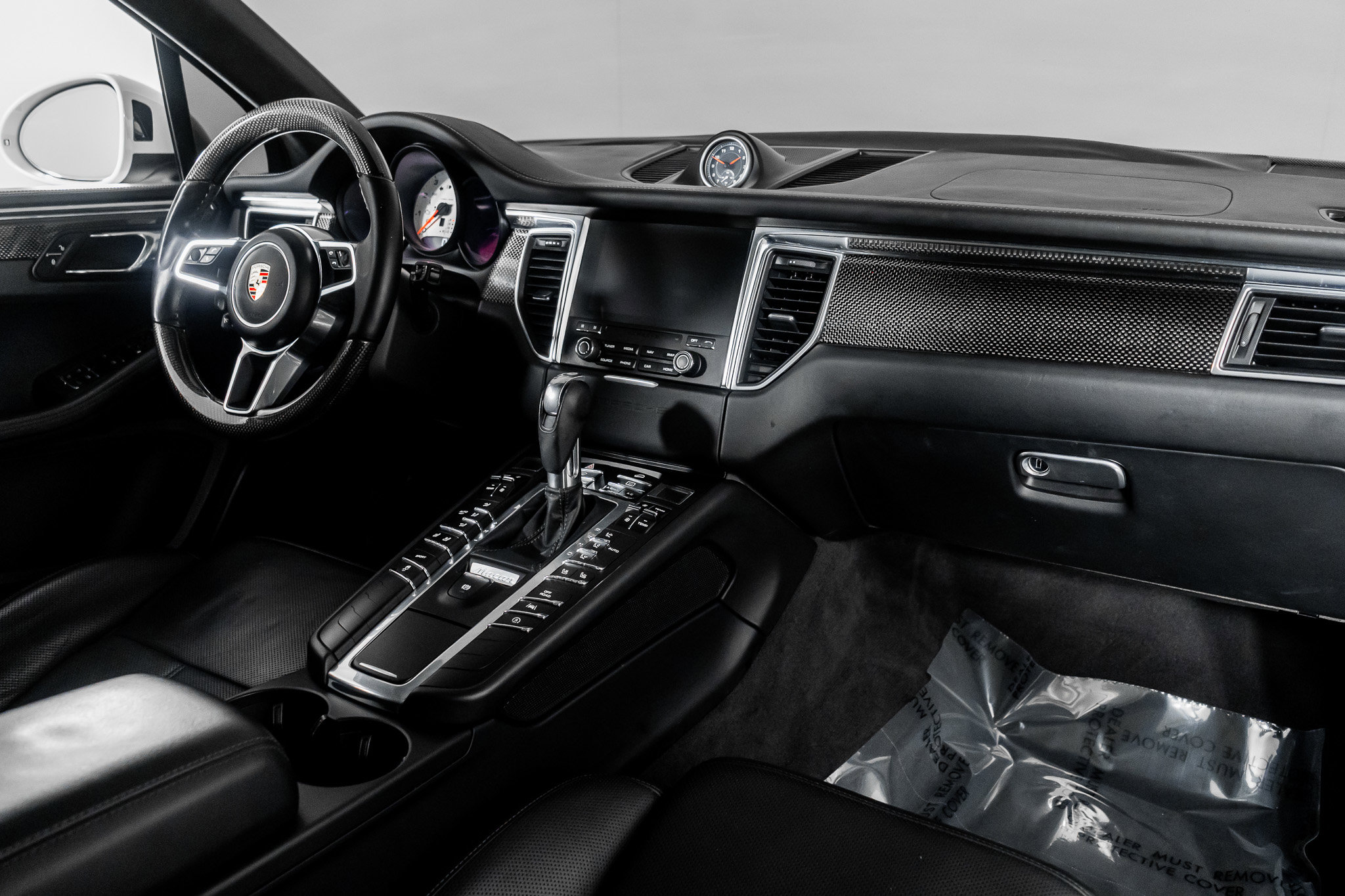 Used 2017 Porsche Macan S image 54