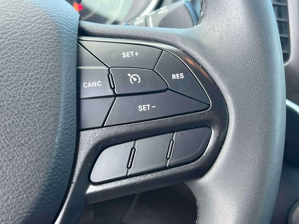 Used 2022 Jeep Cherokee Trailhawk w/ Premium Leather Package AWD/4WD image 23
