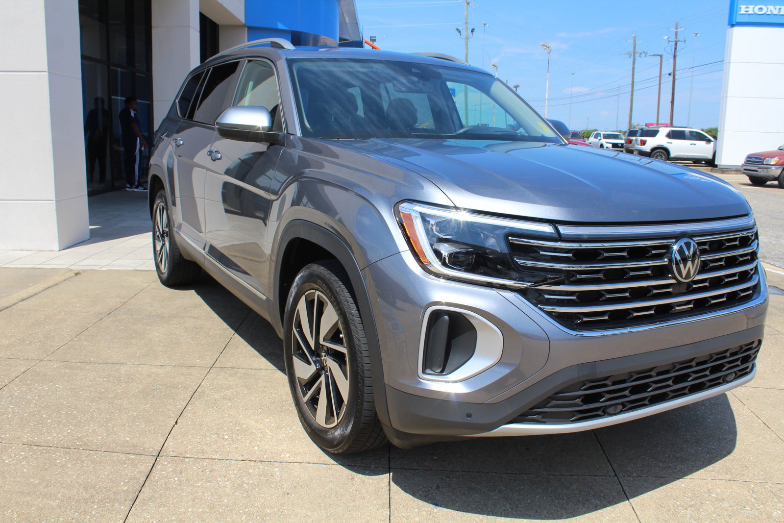 Used 2024 Volkswagen Atlas SEL