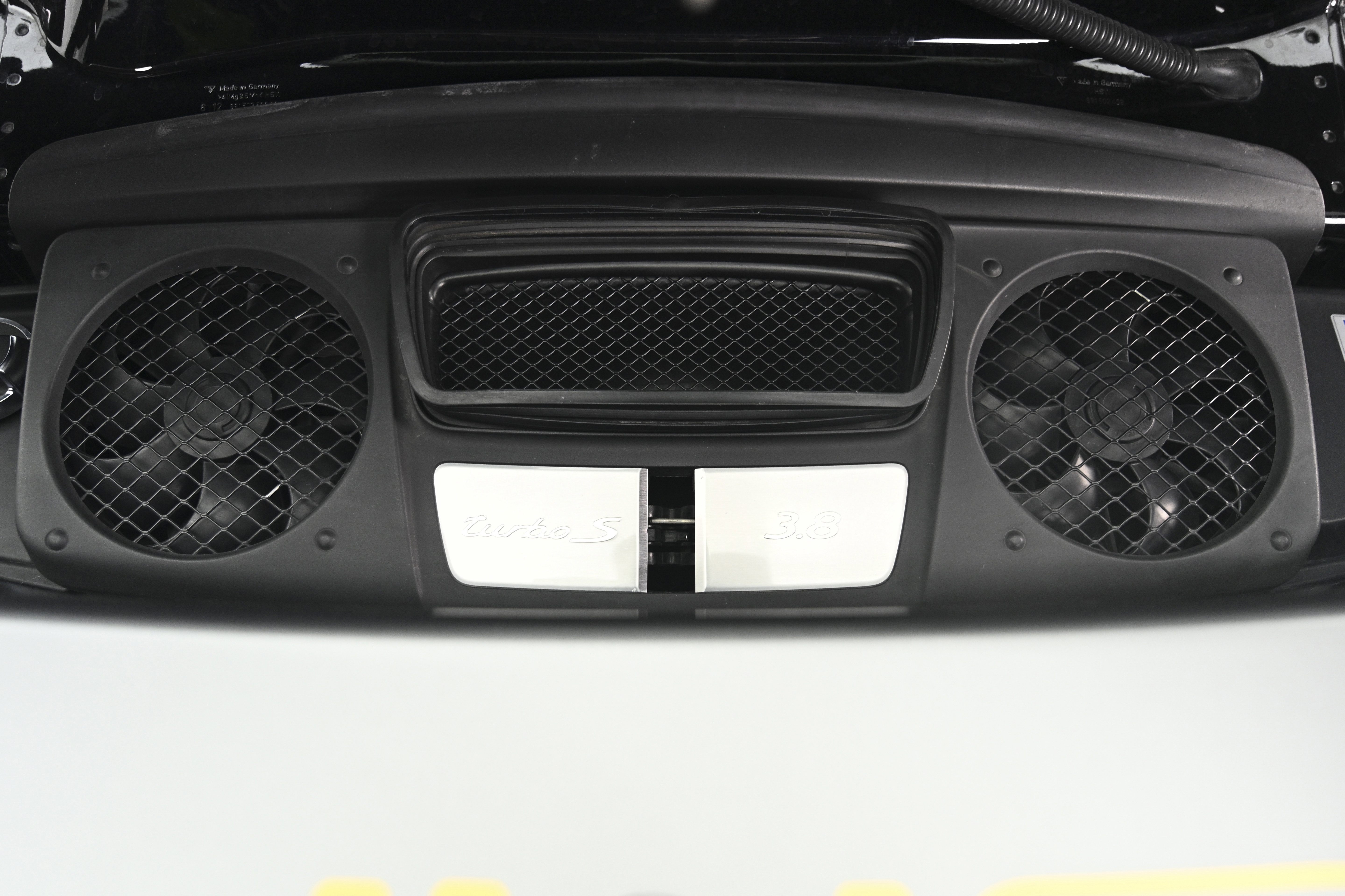 Used 2015 Porsche 911 Turbo S AWD/4WD image 23