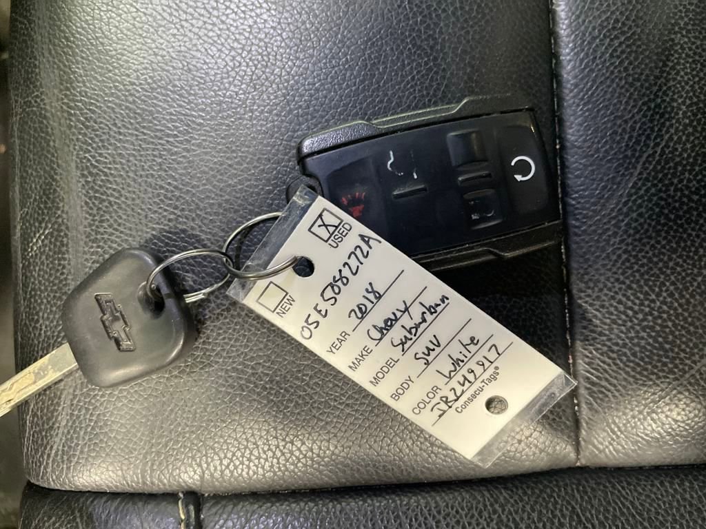 Used 2018 Chevrolet Suburban LT image 18