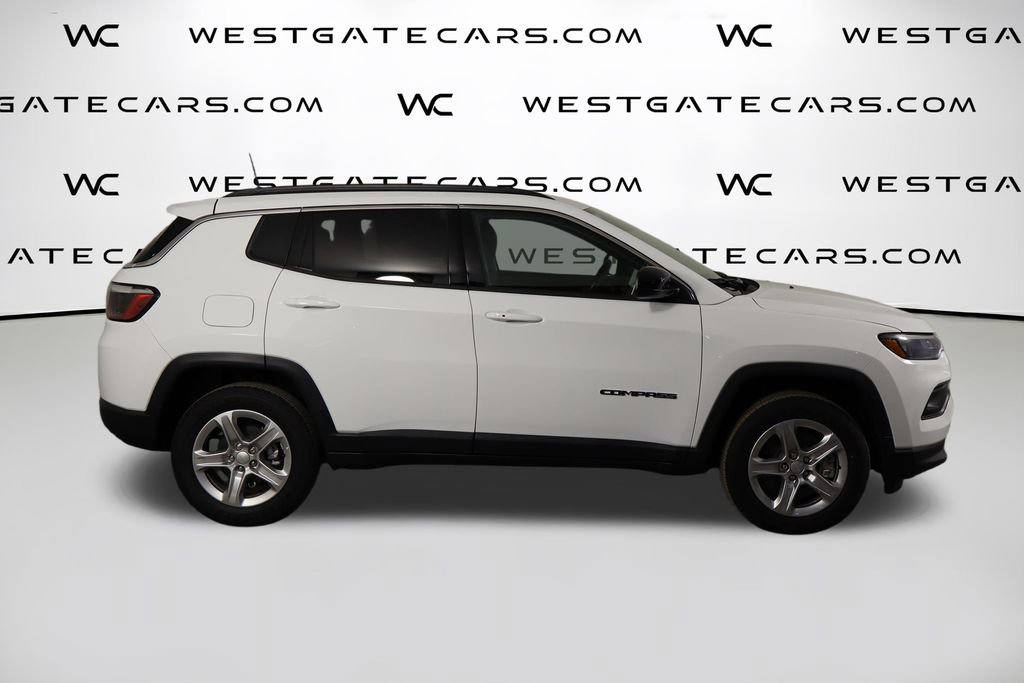 New 2024 Jeep Compass Latitude image 48
