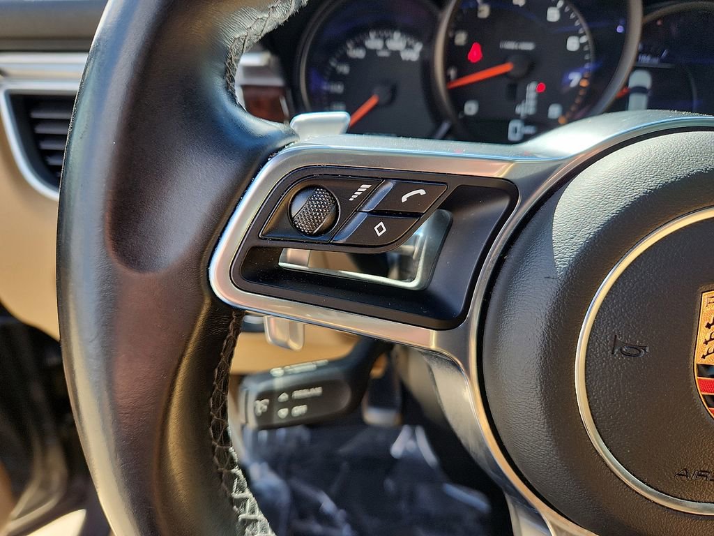 Used 2018 Porsche Macan Sport Edition image 22