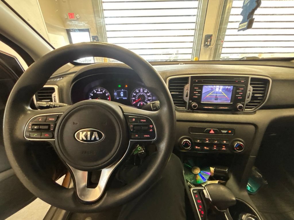 Used 2017 Kia Sportage LX AWD/4WD image 5