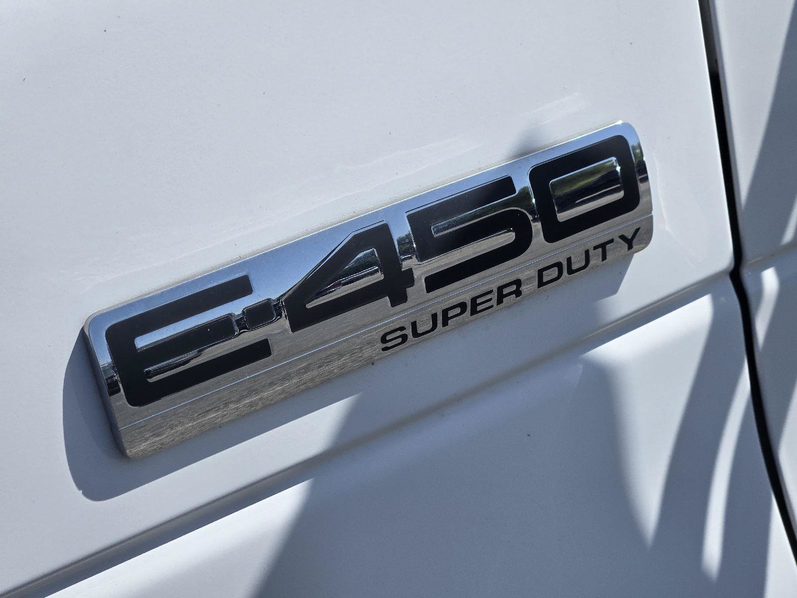 Used 2015 Ford E-450 and Econoline 450 Super Duty w/ Shuttle Bus Prep Package RWD image 12