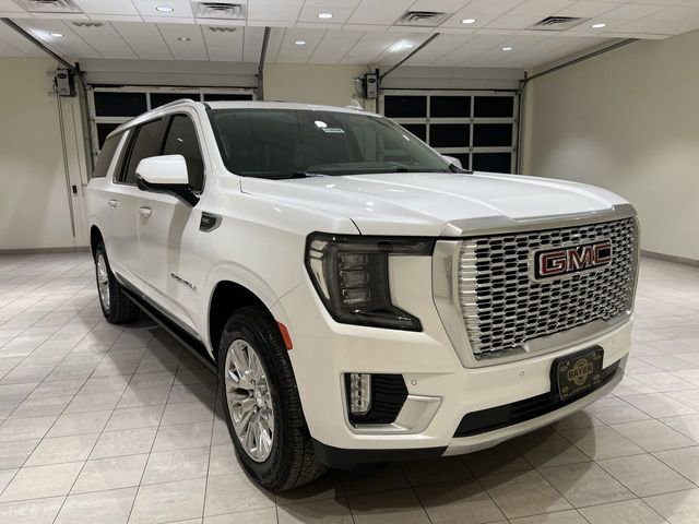Used 2024 GMC Yukon XL Denali AWD/4WD image 7