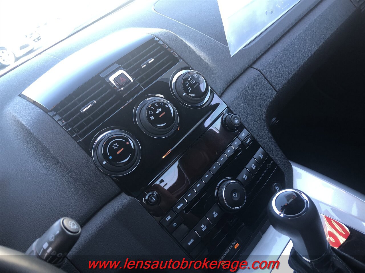 Used 2009 Saturn Sky w/ Premium Trim Package image 18