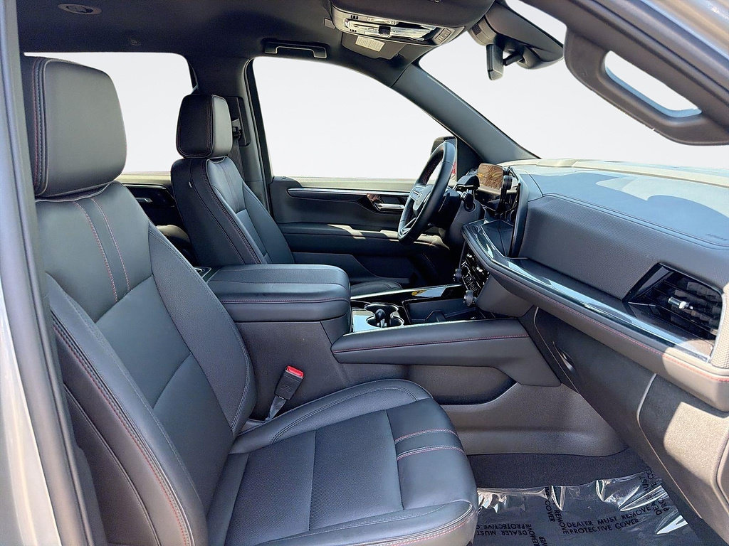 Used 2026 Chevrolet Tahoe RST RWD image 29