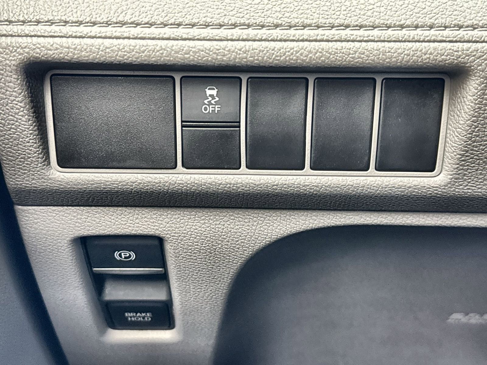 Used 2018 Honda Odyssey LX image 31