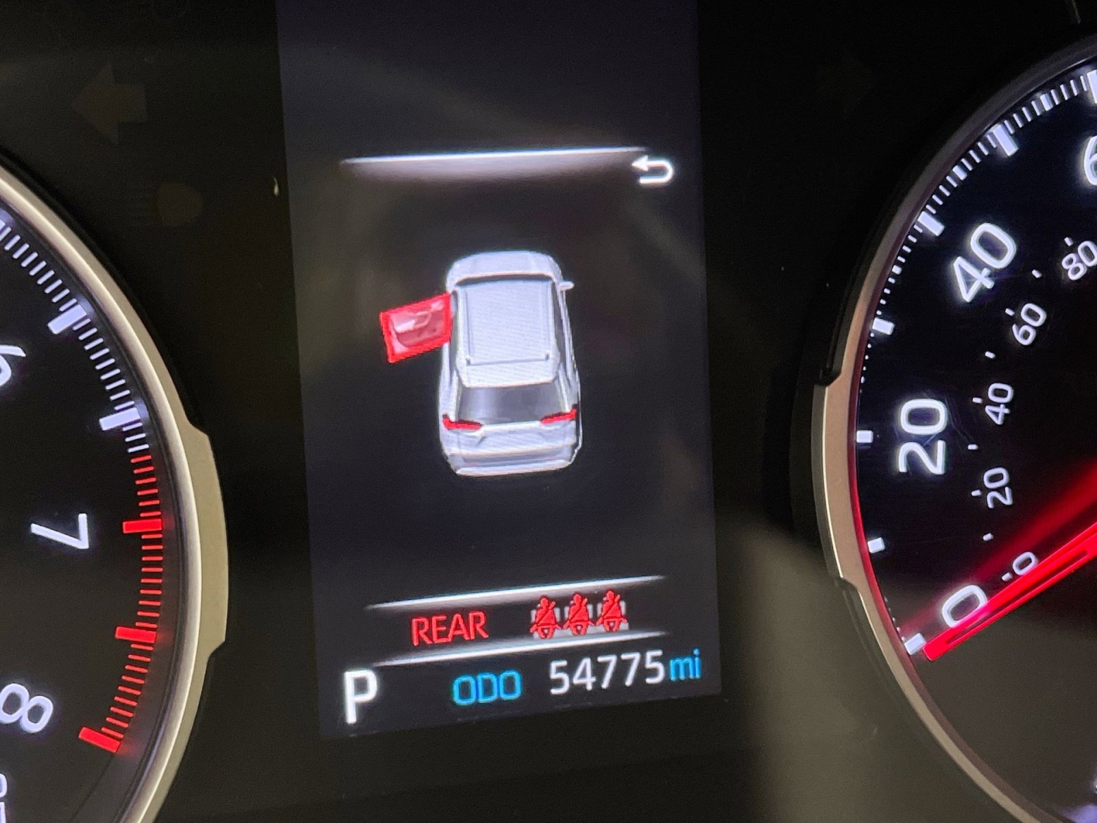 Used 2019 Toyota RAV4 LE image 27