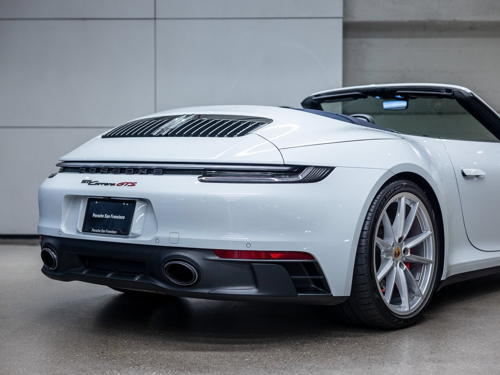 Certified 2022 Porsche 911 Carrera GTS w/ Premium Package RWD image 27