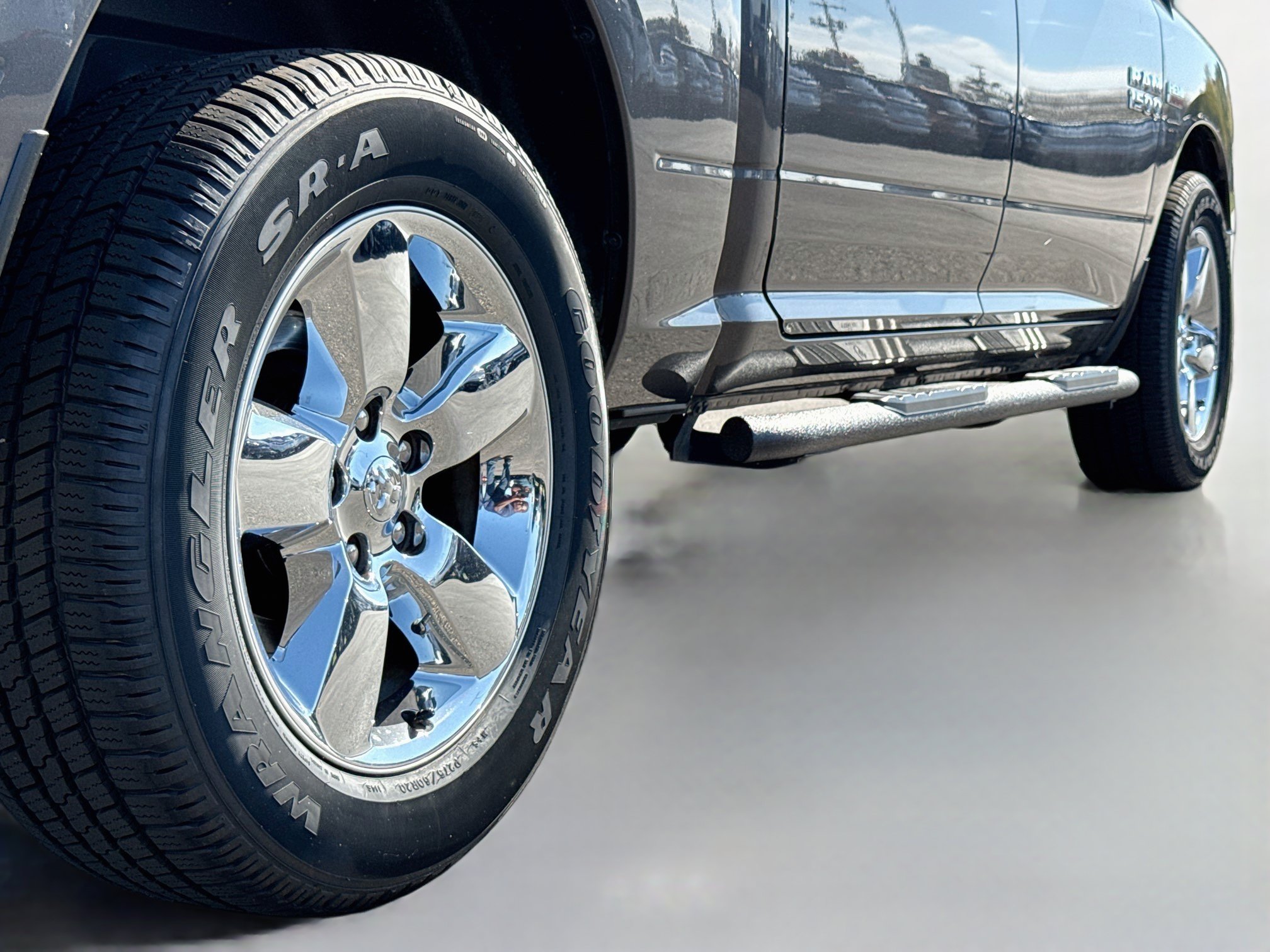 Used 2017 RAM 1500 Big Horn AWD/4WD image 9