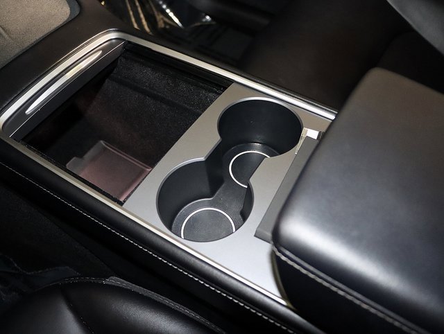 Used 2022 Tesla Model Y Performance image 21