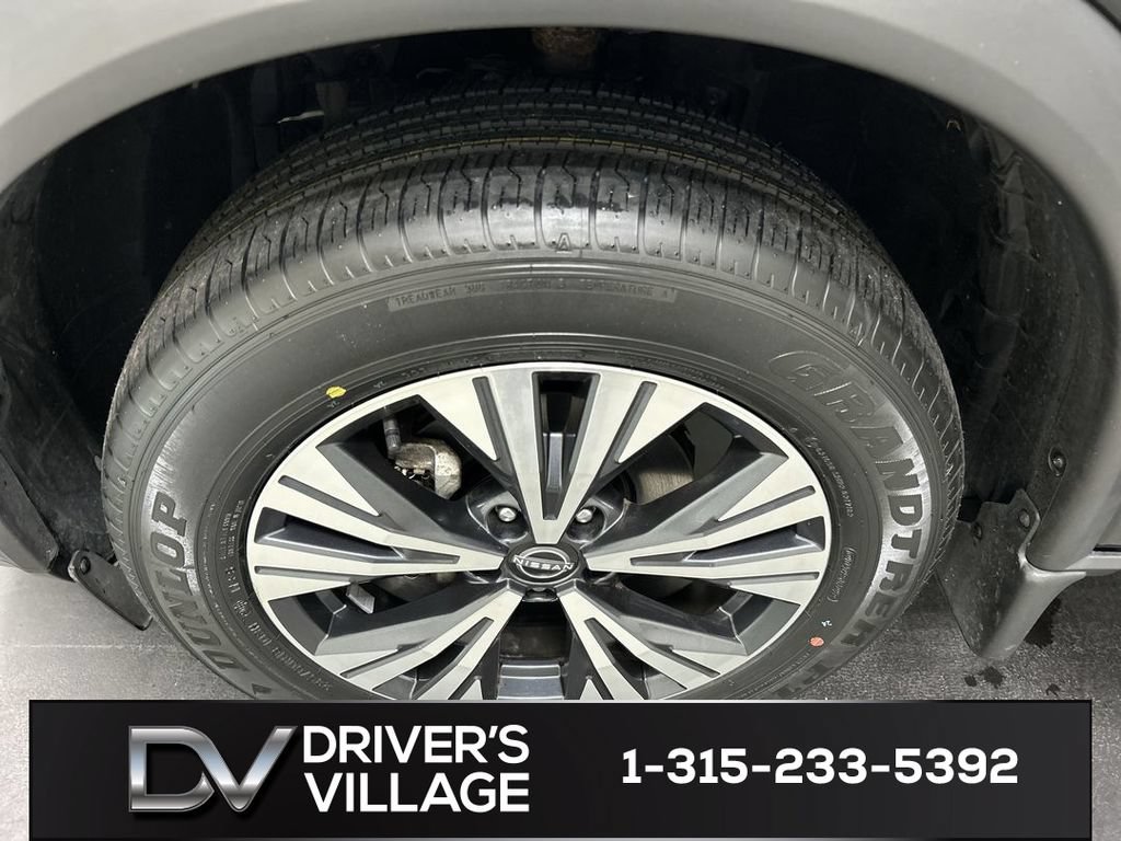 Used 2023 Nissan Rogue SV AWD/4WD image 8
