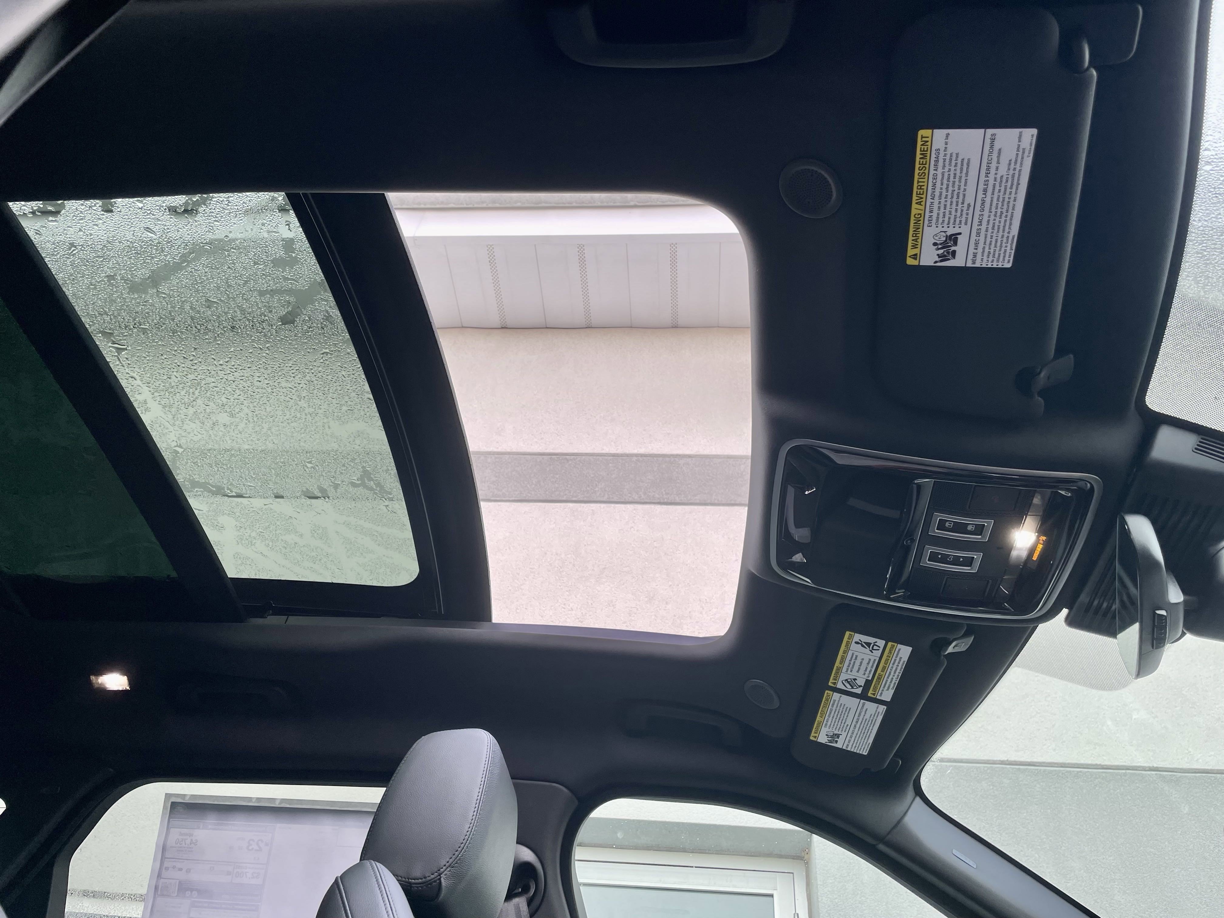 New 2026 Land Rover Range Rover Velar S image 17