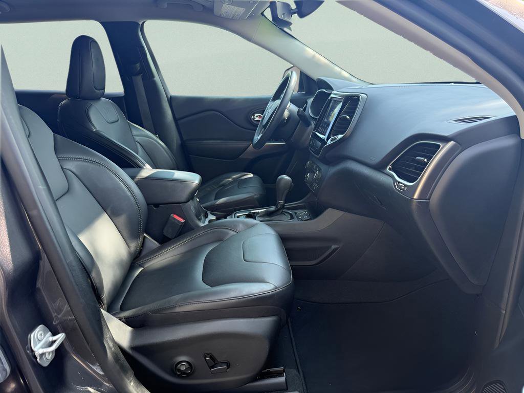 Used 2020 Jeep Cherokee Limited FWD image 14