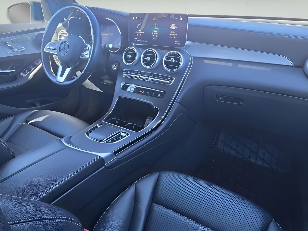 Used 2023 Mercedes-Benz GLC 300 4MATIC Coupe image 27