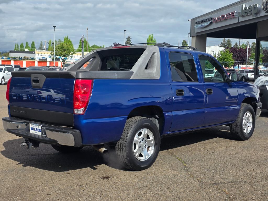 Used 2004 Chevrolet Avalanche Z71 w/ Preferred Equipment Group AWD/4WD image 20