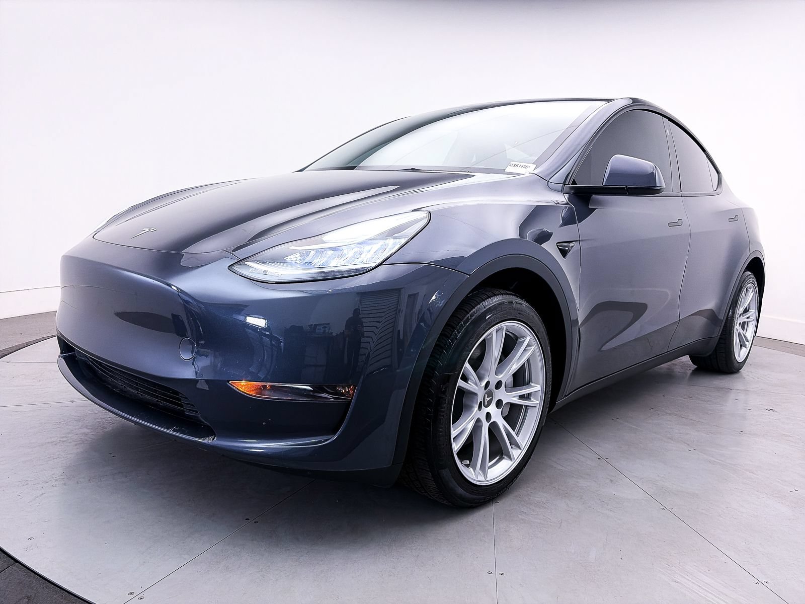 Used 2023 Tesla Model Y Long Range AWD/4WD image 12