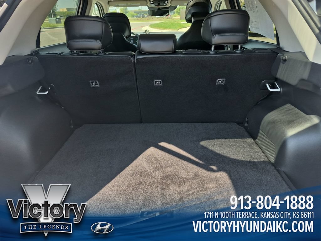 Used 2023 Kia Niro SX Touring FWD image 23
