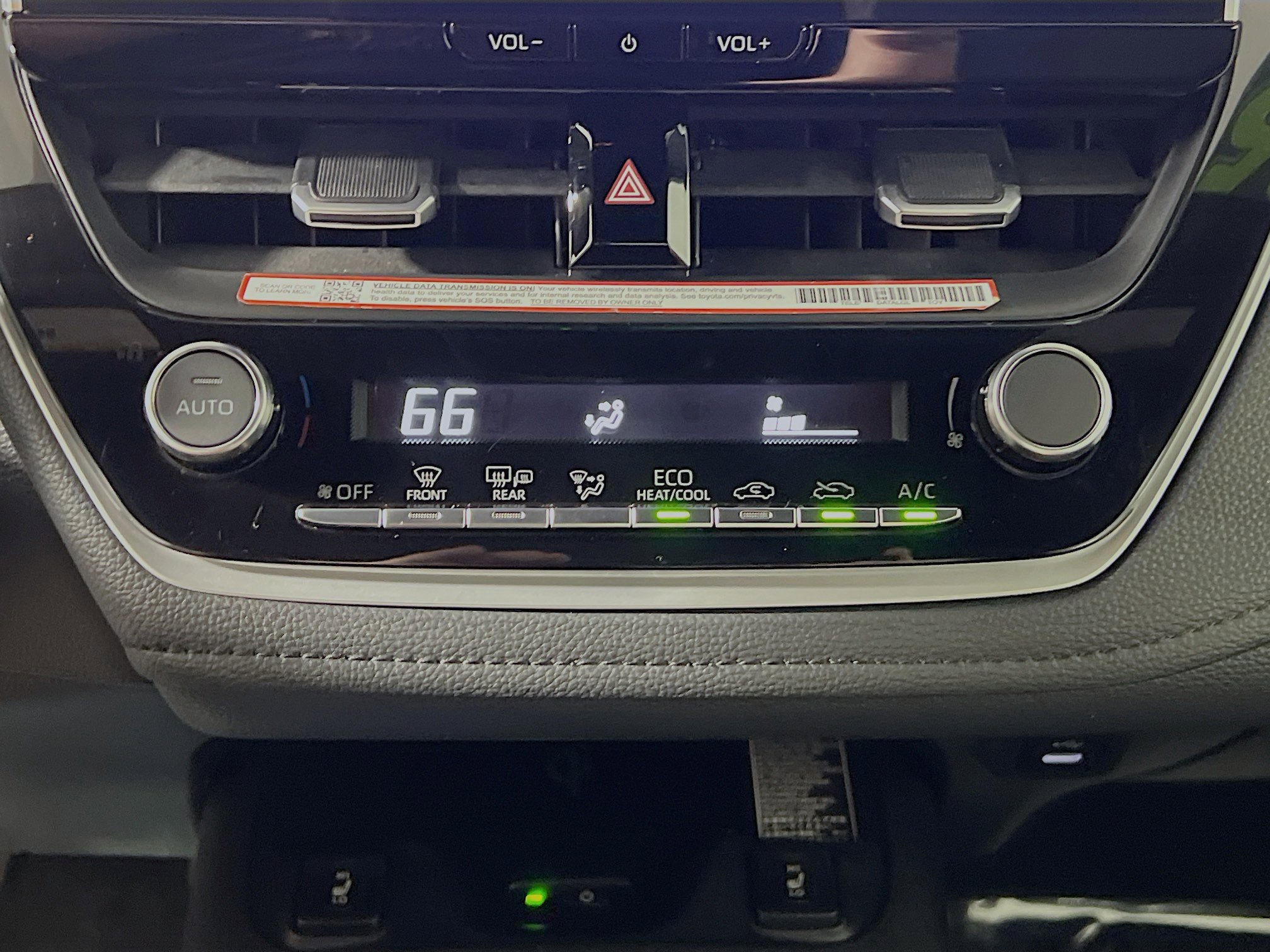 Used 2025 Toyota Corolla XSE image 26