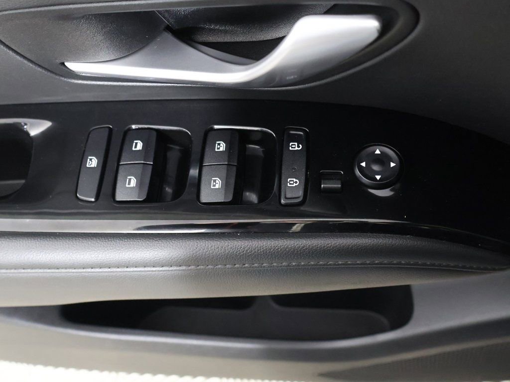 Used 2023 Hyundai Tucson Limited w/ Cargo Package image 37