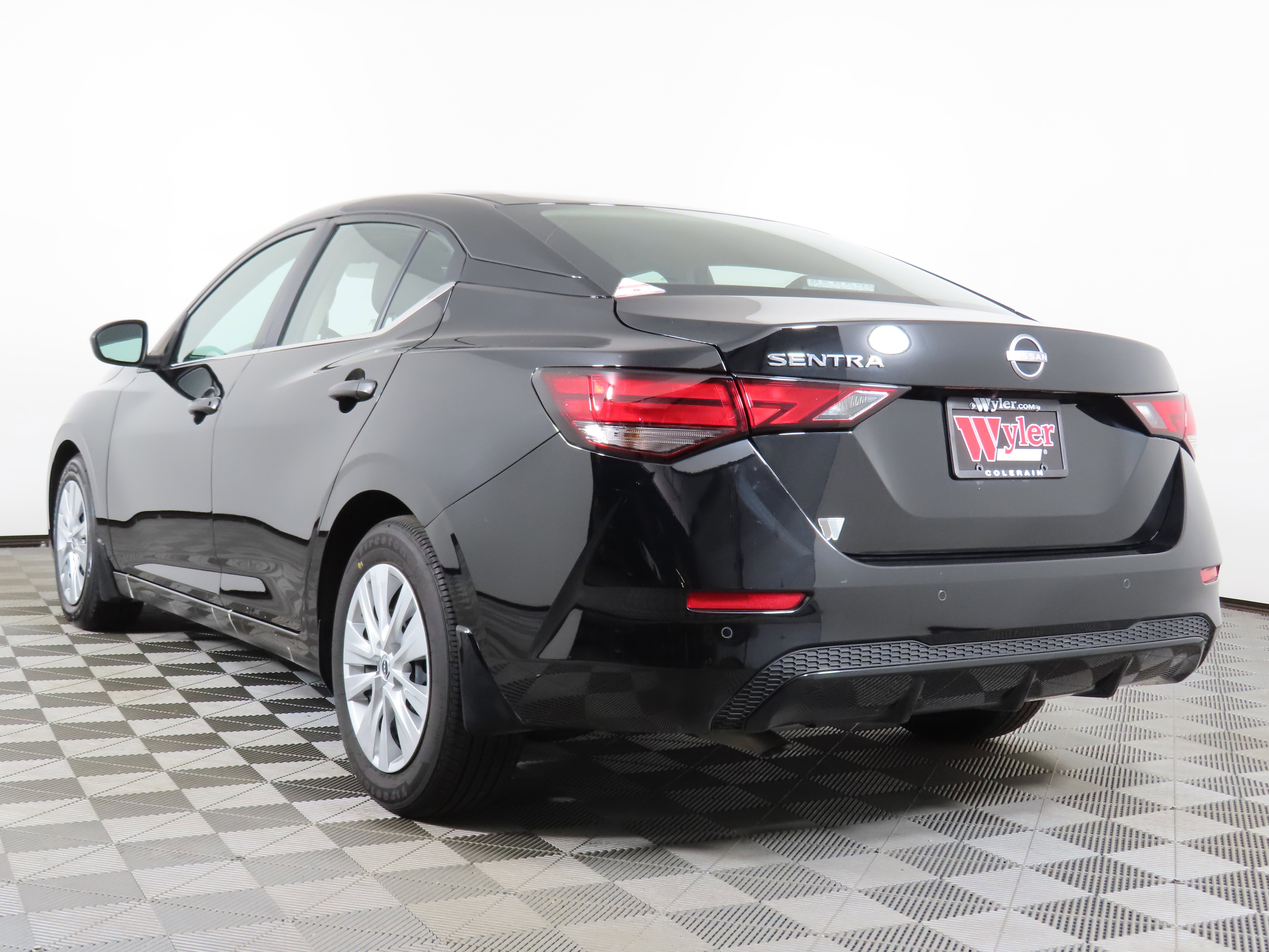 Certified 2025 Nissan Sentra S image 16