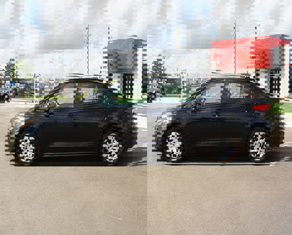 Used 2023 Toyota Corolla LE image 11