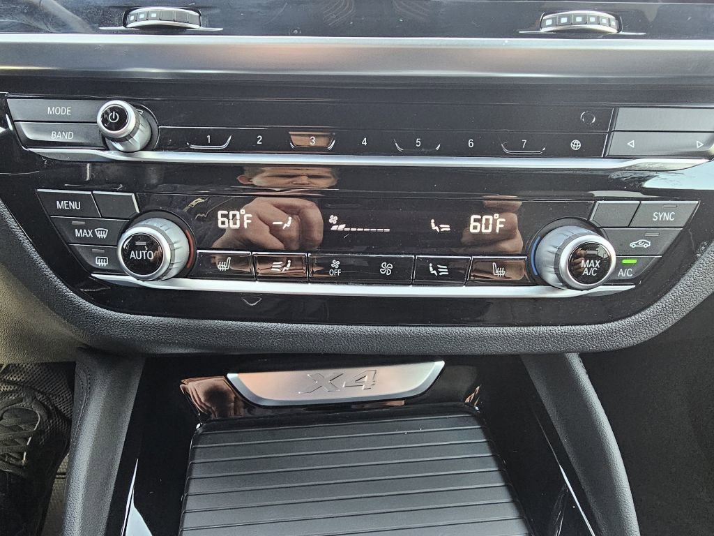 Used 2020 BMW X4 xDrive30i AWD/4WD image 23