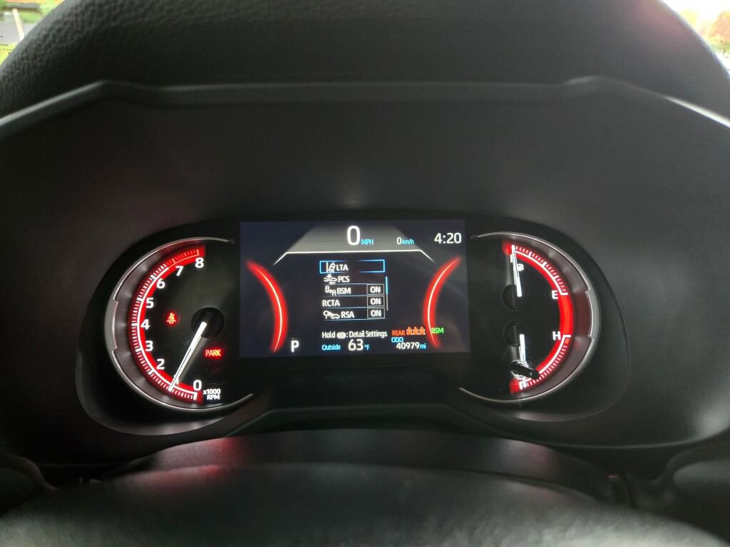 Used 2024 Toyota RAV4 XLE w/ Convenience Package image 14