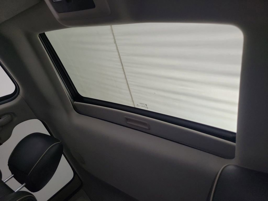 Used 2015 RAM 2500 Limited image 11