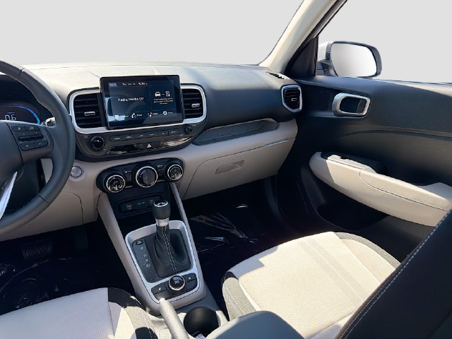 New 2026 Hyundai Venue SEL FWD image 23