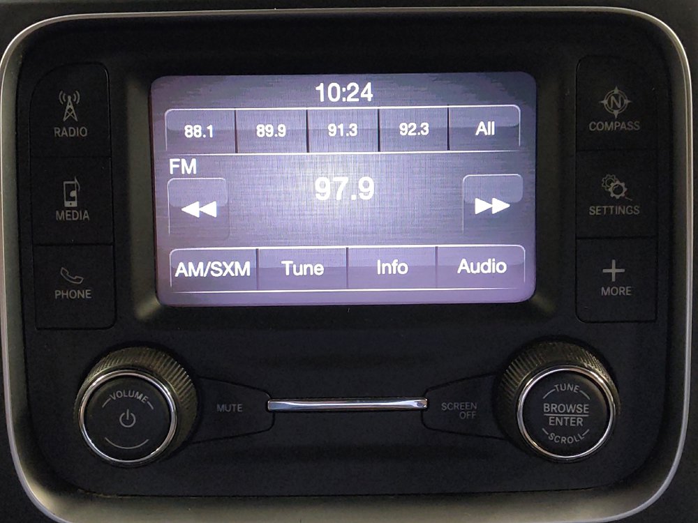 Used 2021 RAM 1500 Classic SLT RWD image 25