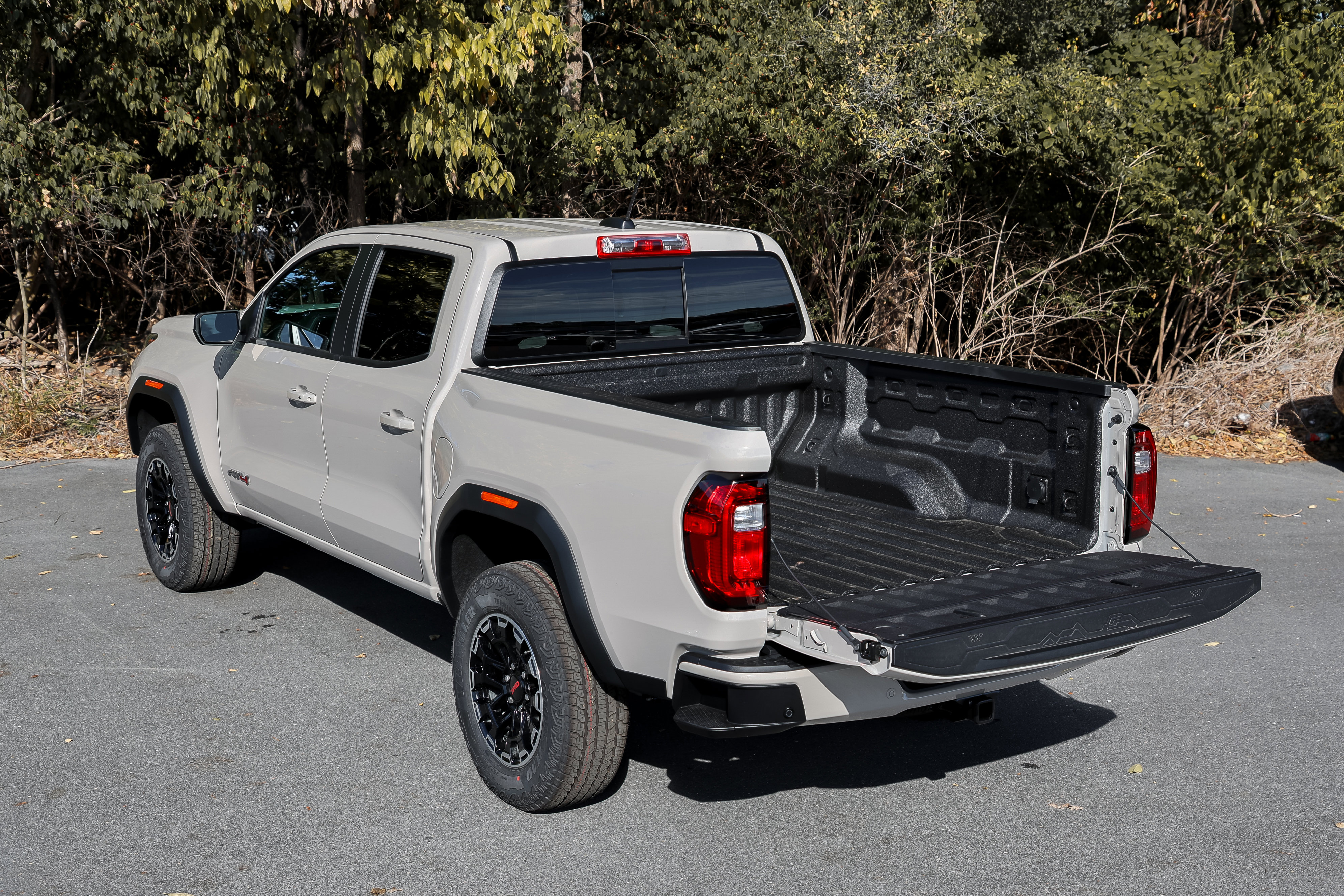 New 2026 GMC Canyon AT4 image 8