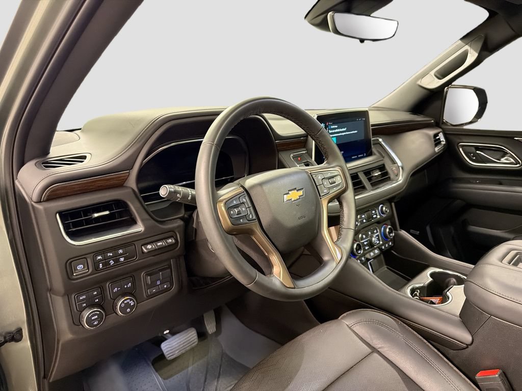 Used 2023 Chevrolet Tahoe High Country AWD/4WD image 4