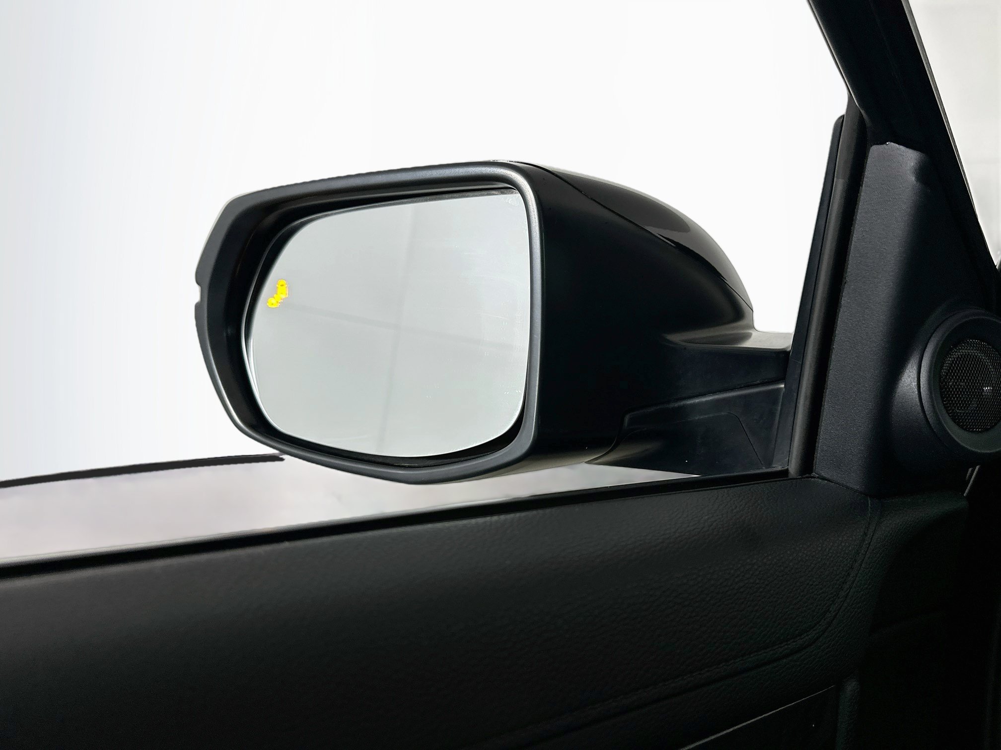 Used 2020 Honda CR-V Touring image 16