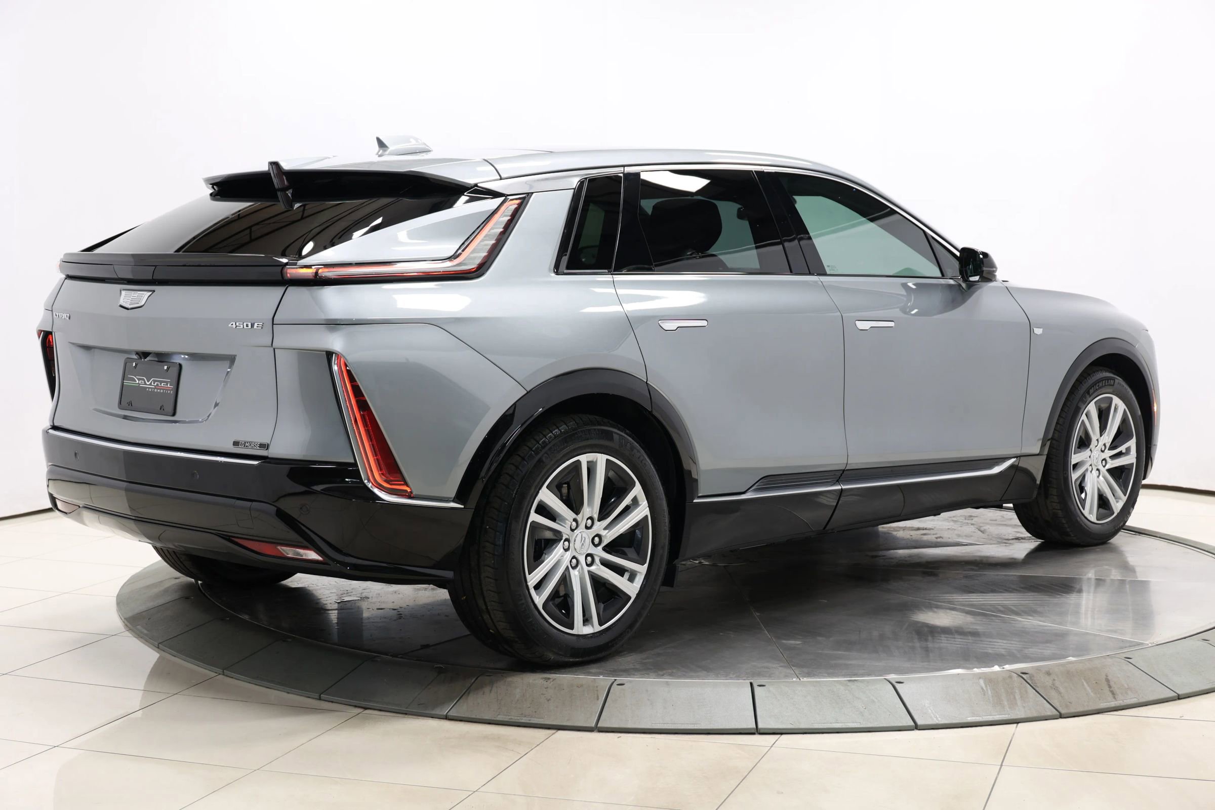 Used 2024 Cadillac Lyriq Tech image 4