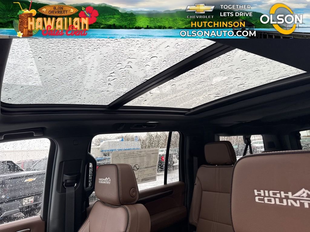 New 2026 Chevrolet Suburban High Country image 23