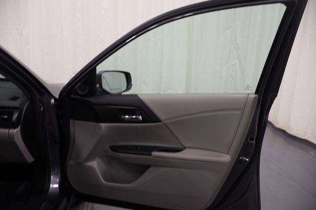 Used 2015 Honda Accord EX image 13