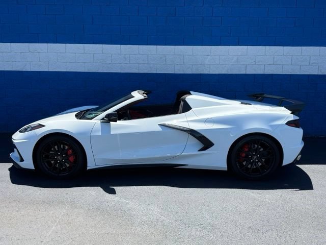 Used 2023 Chevrolet Corvette Stingray Premium Conv w/ Z51 Performance Package RWD image 16