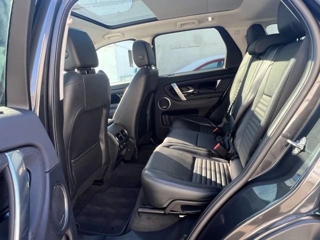 Used 2021 Land Rover Discovery Sport SE AWD/4WD image 30