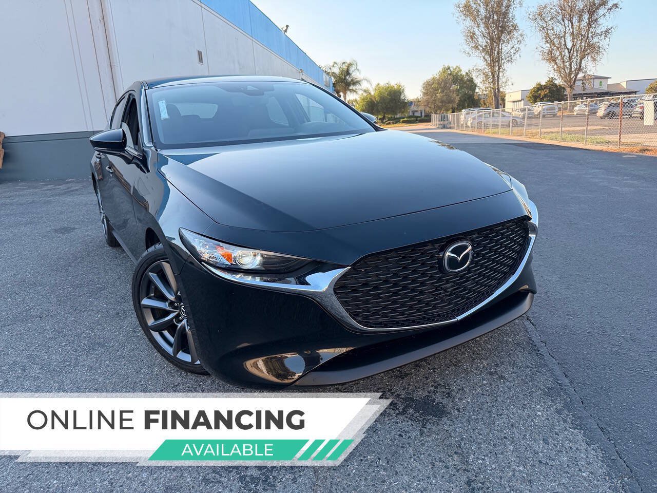 Used 2021 MAZDA MAZDA3 s FWD image 2
