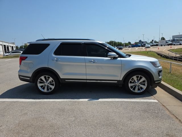 Used 2019 Ford Explorer Limited w/ Class III Trailer Tow Package FWD image 6