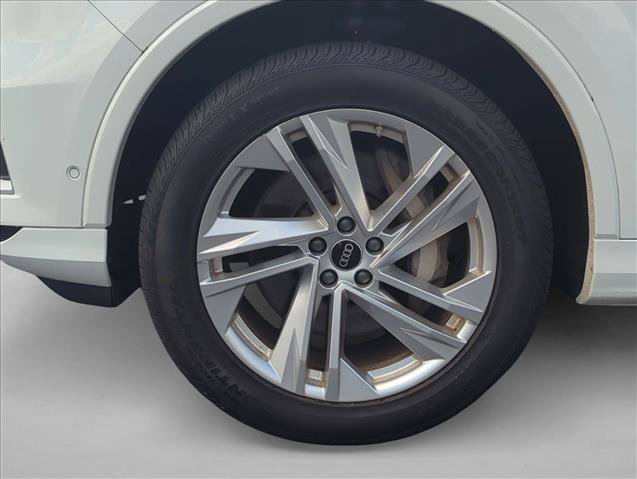 Used 2023 Audi Q7 3.0T Premium Plus AWD/4WD image 17
