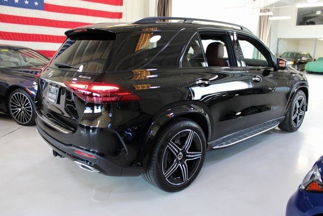 Used 2024 Mercedes-Benz GLE 450 4MATIC w/ AMG Line Exterior image 46