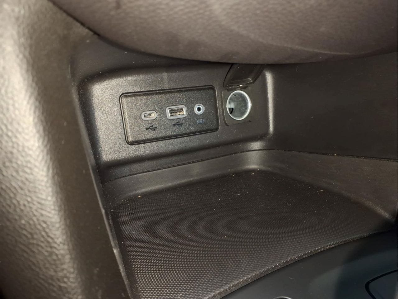 Used 2024 Chevrolet Equinox LT AWD/4WD image 23